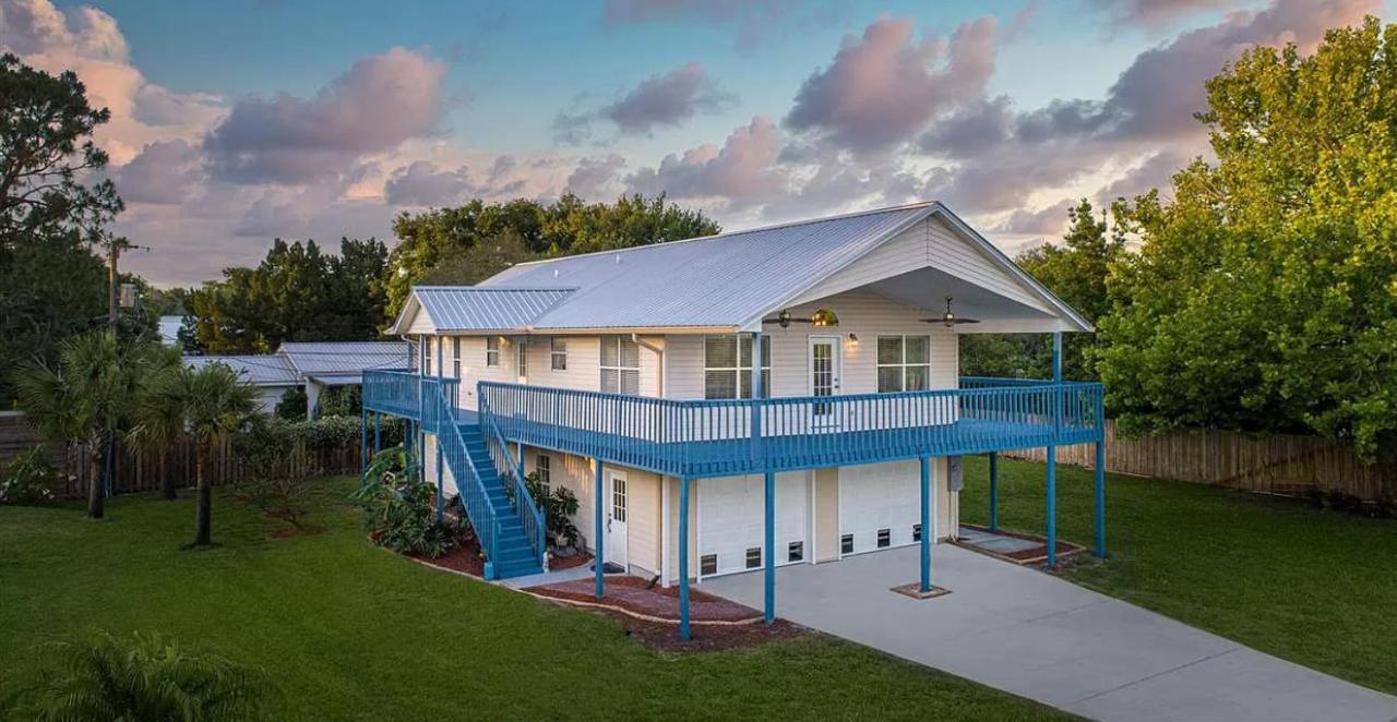 Five Bedroom Home In The Heart Of St Aug Beach เซนต์ออกัสติน ภายนอก รูปภาพ